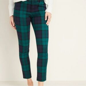 Old Navy Pixie Pants Mid Rise Green Blue Black Plaid Pattern NWT Size 12